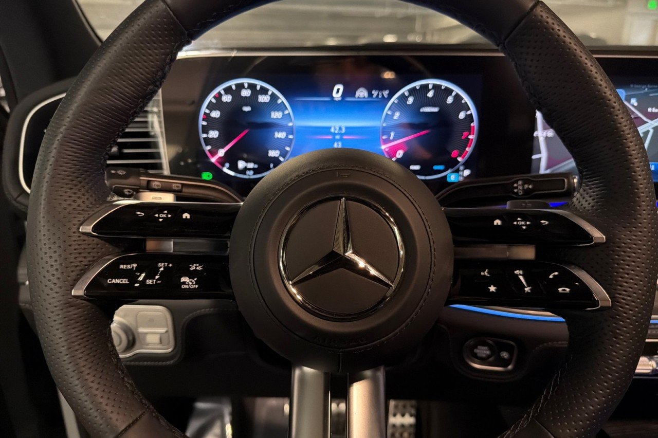 New 2026 MANUFAKTUR Alpine Grey Mercedes-Benz GLS 580 4MATIC® SUV image 24