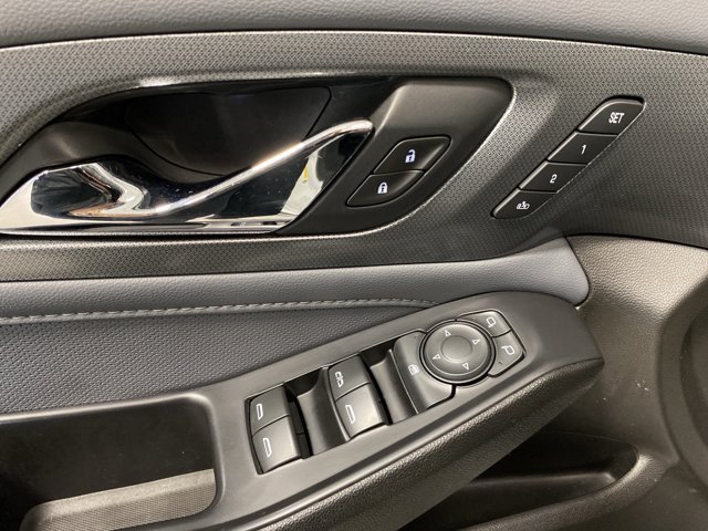 Used 2021 Iridescent Pearl Tricoat Chevrolet Premier image 24