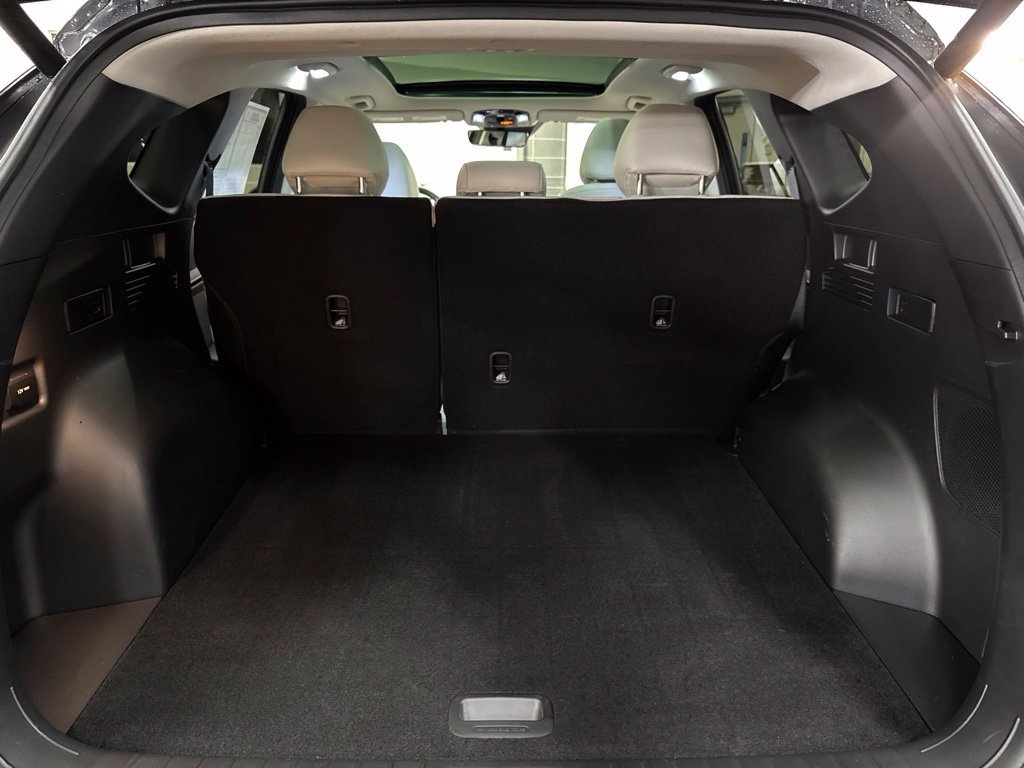 Used 2024 Black Hyundai Limited image 11
