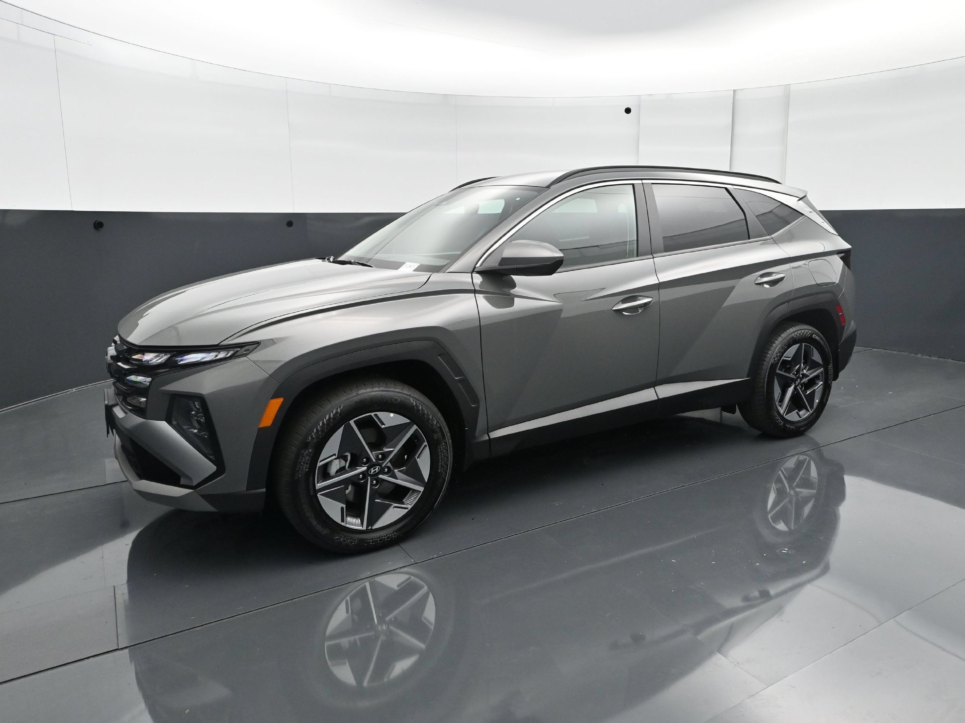 Certified 2026 Hyundai Tucson SEL with VIN 5NMJBCDE9TH683438 for sale in Minneapolis, Minnesota