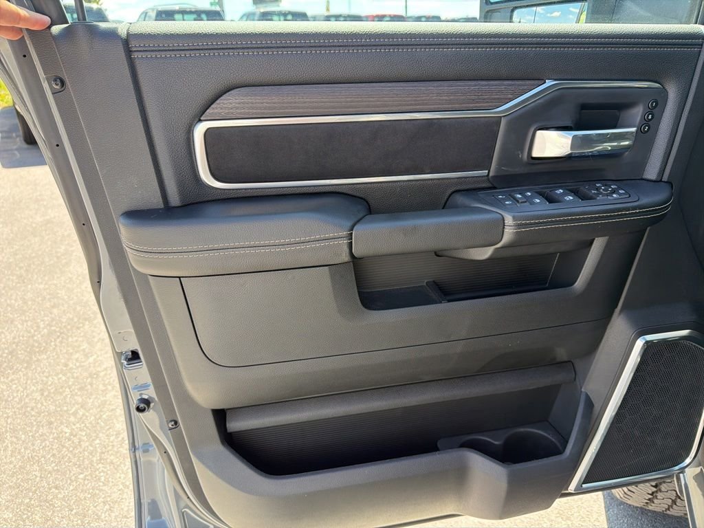New 2026 Ceramic Gray Clear-Coat Exterior Paint RAM Laramie image 15