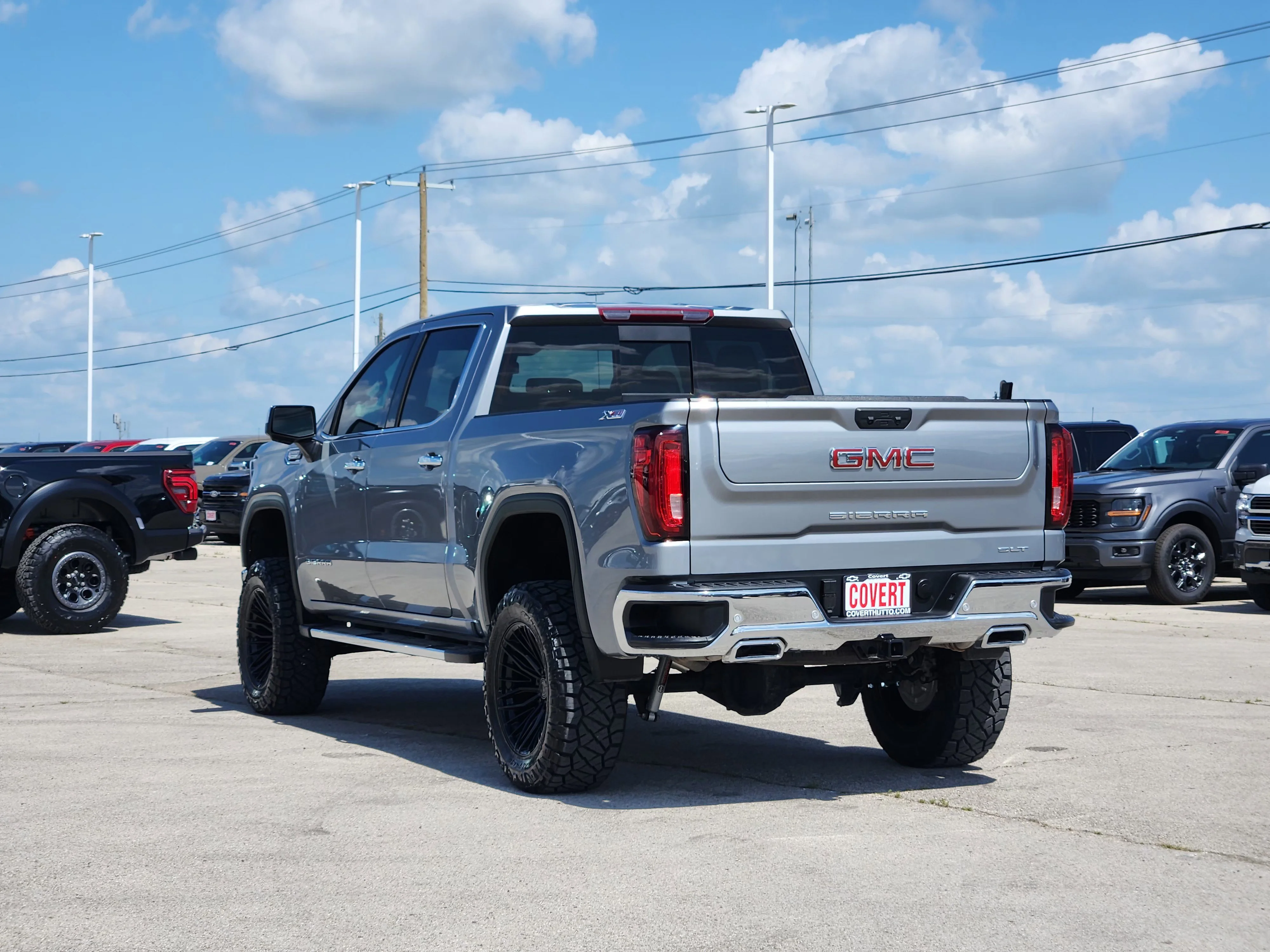 Used 2026 Sterling Metallic GMC SLT image 5