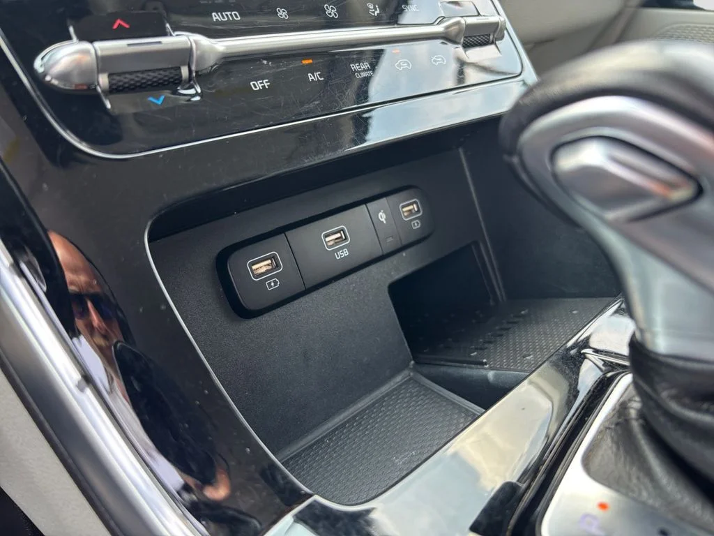 Used 2022 Red Kia SX image 30