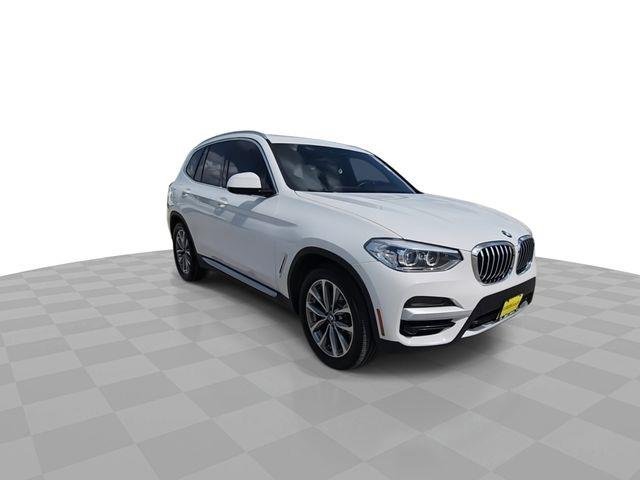 Used 2019 White BMW sDrive30i image 2