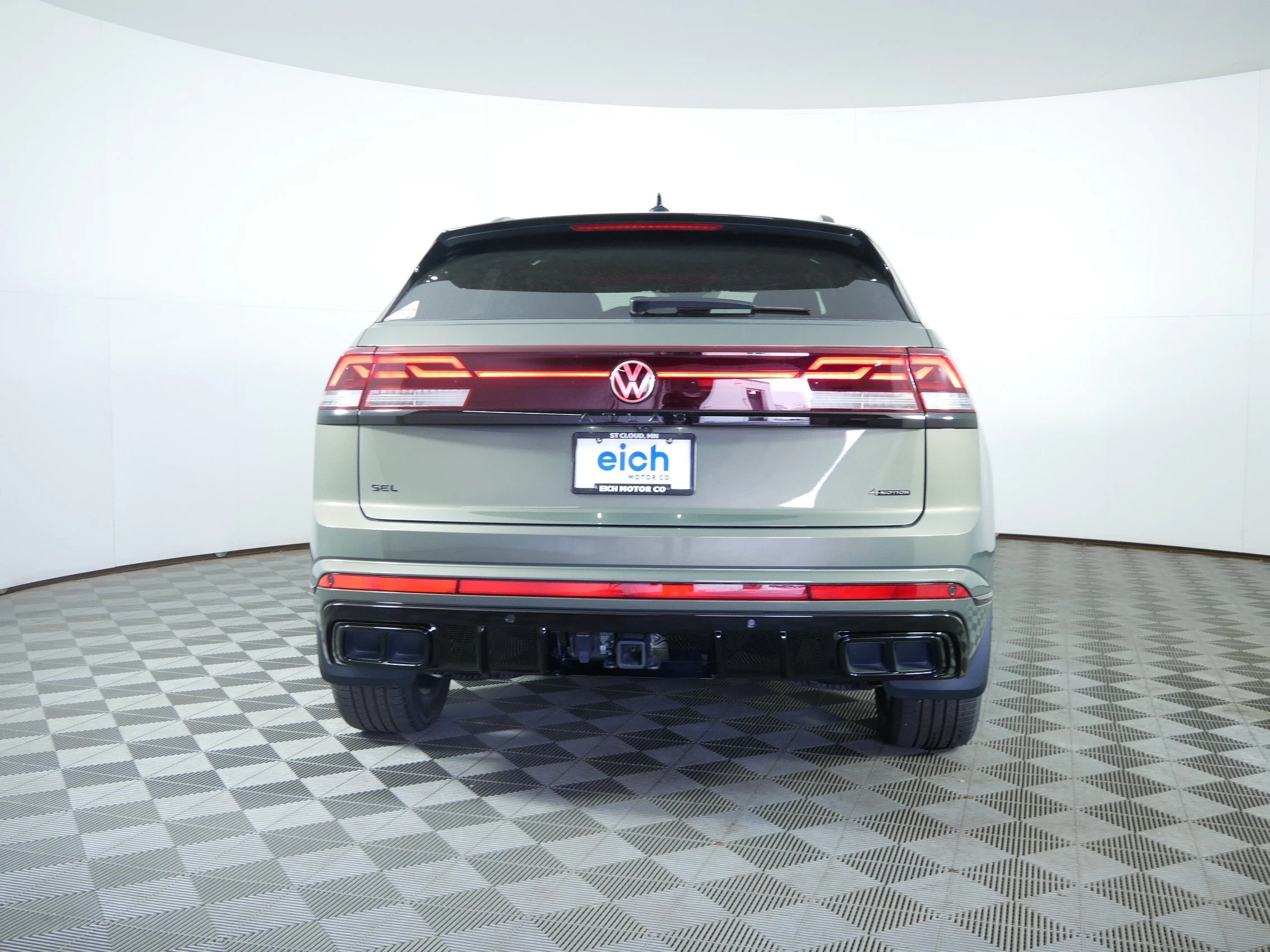 New 2026 Avocado Green Pearl Volkswagen 2.0T SEL R-Line Black image 6