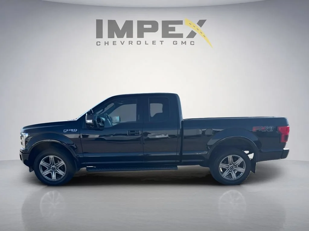 Used 2018  Ford XL image 2
