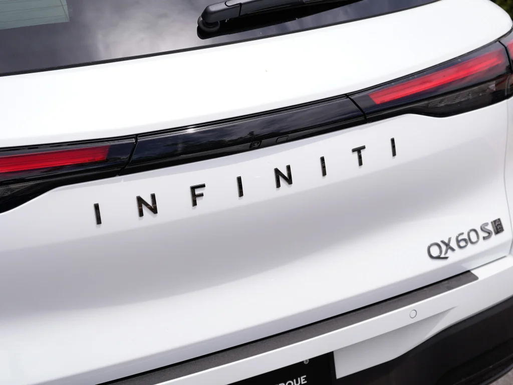 Certified Used 2026 Radiant White INFINITI SPORT image 7