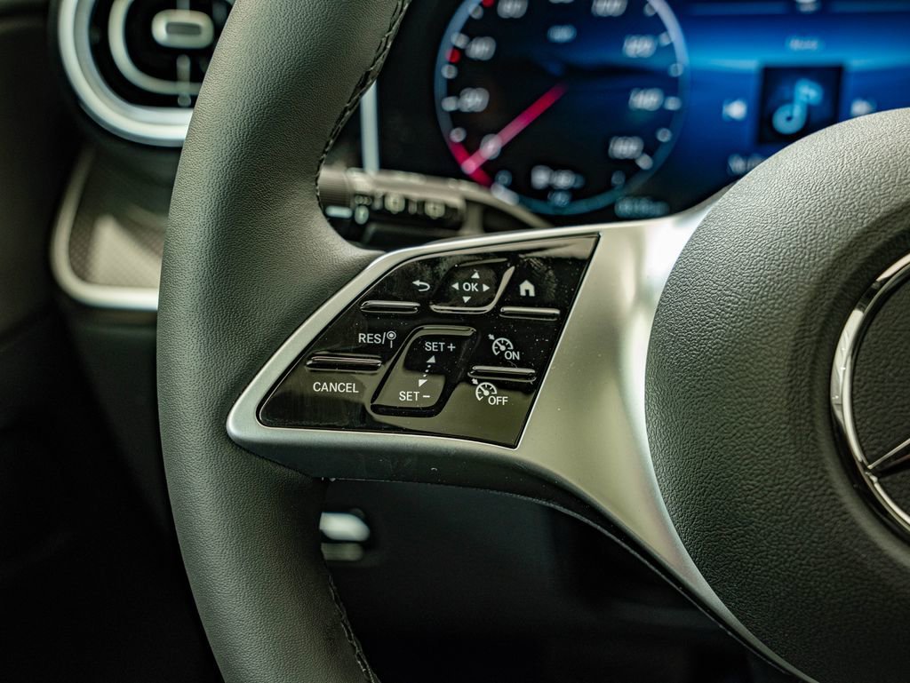 New 2026 Graphite Gray Metallic Mercedes-Benz GLC 300 image 18