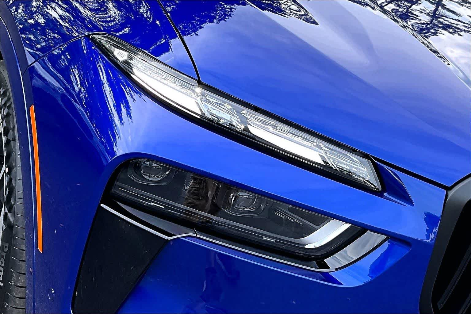 New 2027 Marina Bay Blue Metallic BMW M60i image 13