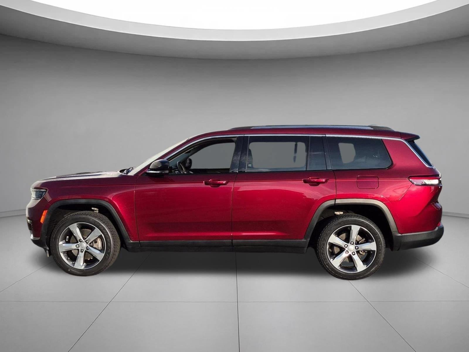 Used 2021 Velvet Red Pearlcoat Jeep Limited image 2