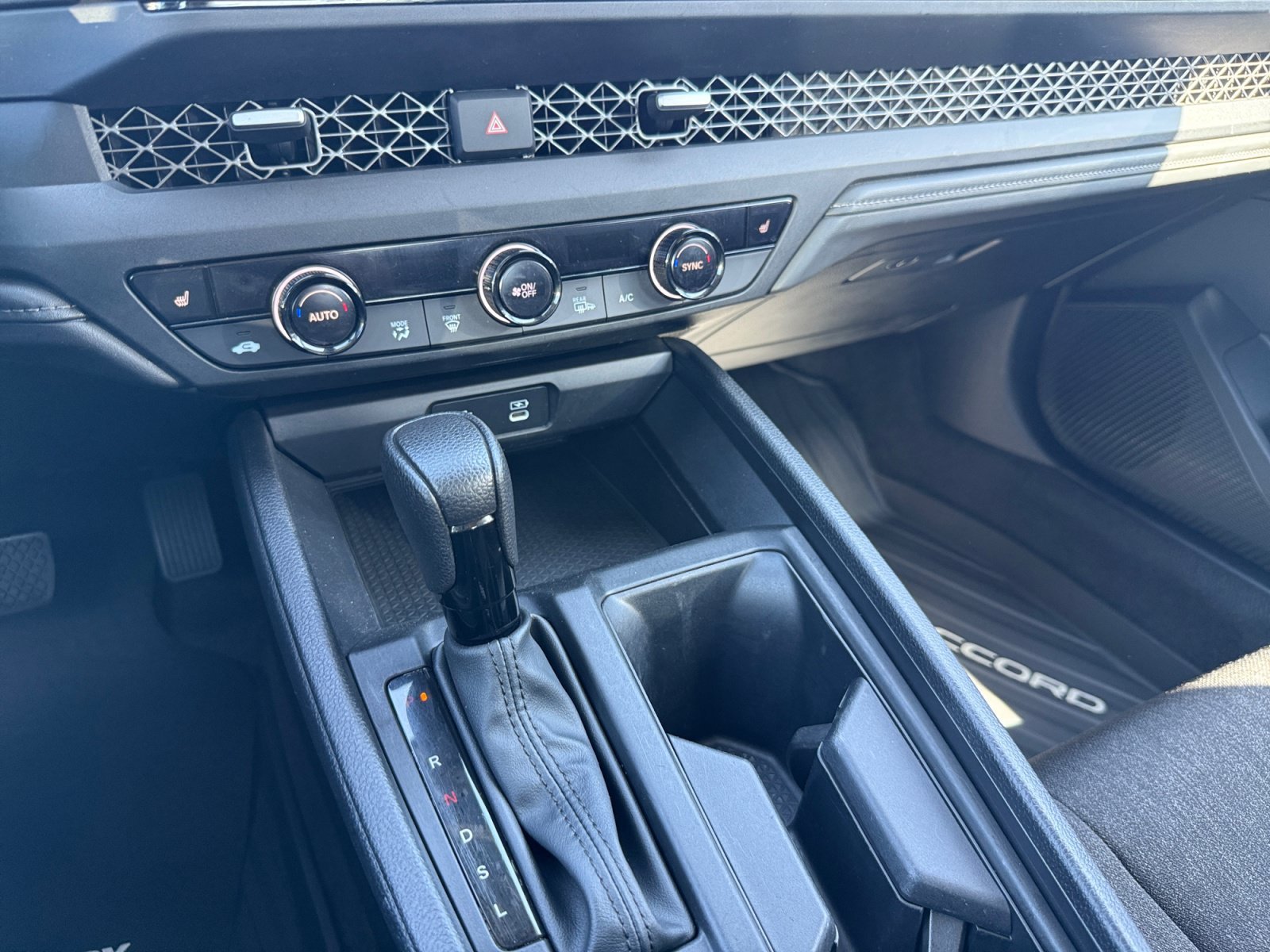 2023 Honda Accord EX - Photo 13