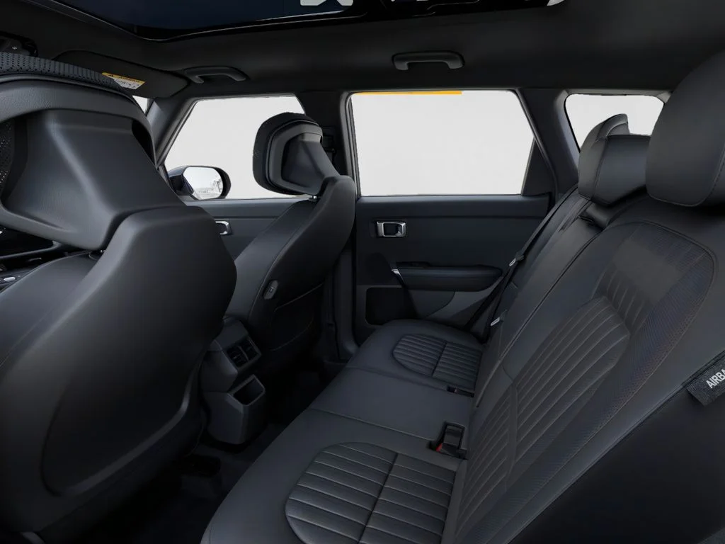 New 2027 White Kia X-Line S image 18