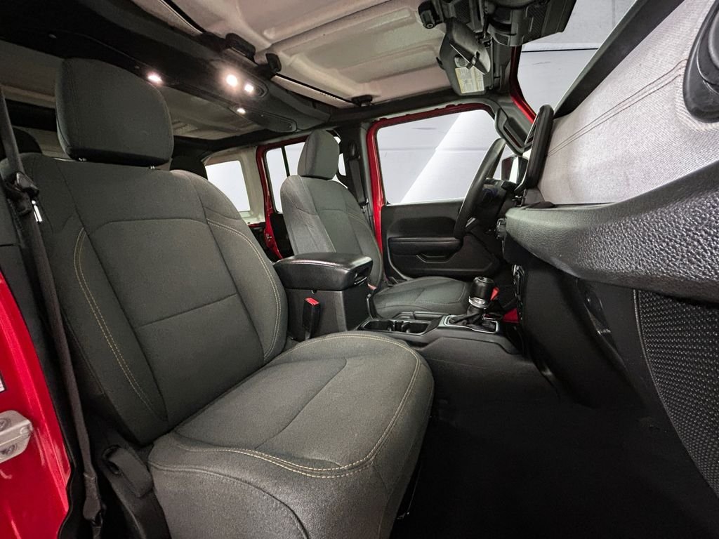 Used 2024 Red Jeep Sport S image 14