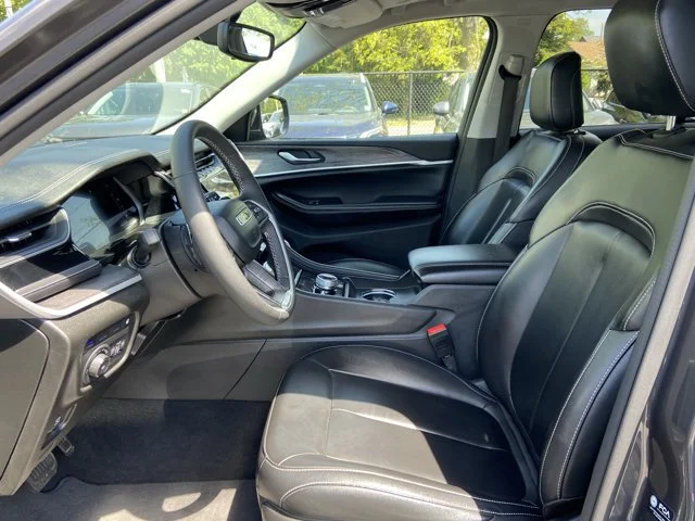 Used 2023 Baltic Gray Metallic Clearcoat Jeep  image 22