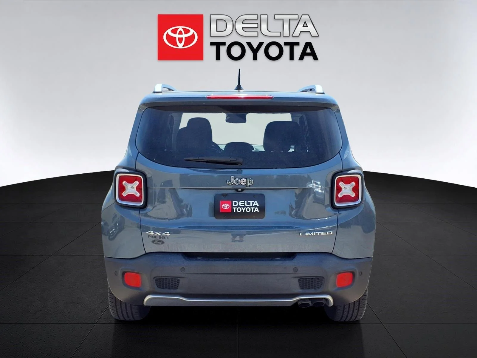 Used 2017 Anvil Jeep Limited image 4