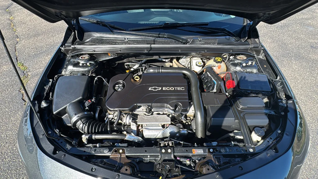 Used 2017 NIGHTFALL GRAY METALLIC Chevrolet LT image 18