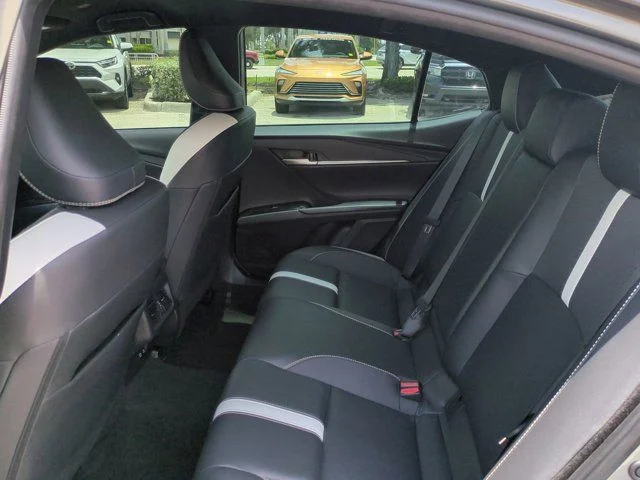 Used 2025  Toyota SE image 12