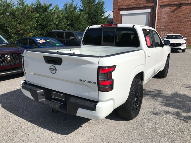 Used 2022 Glacier White Nissan SV image 7