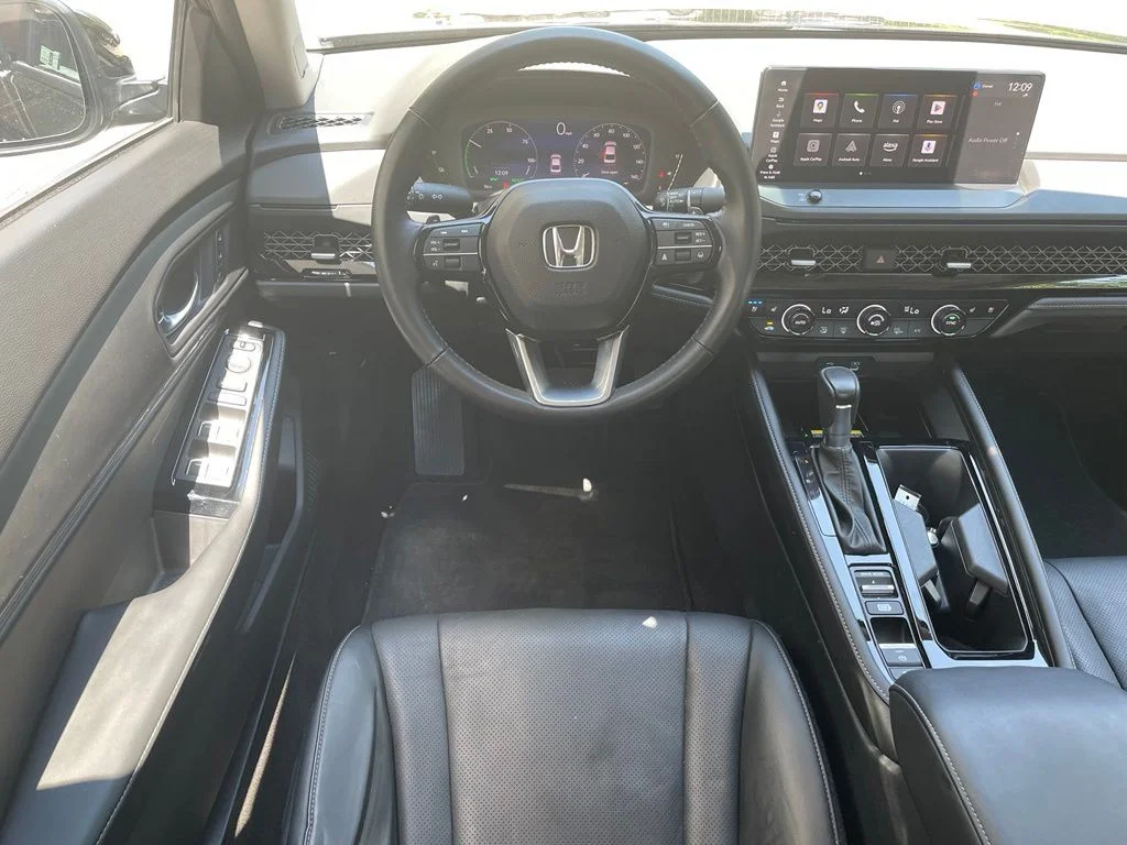 Certified Used 2023 Crystal Black Pearl Honda HYBRID TRG image 11