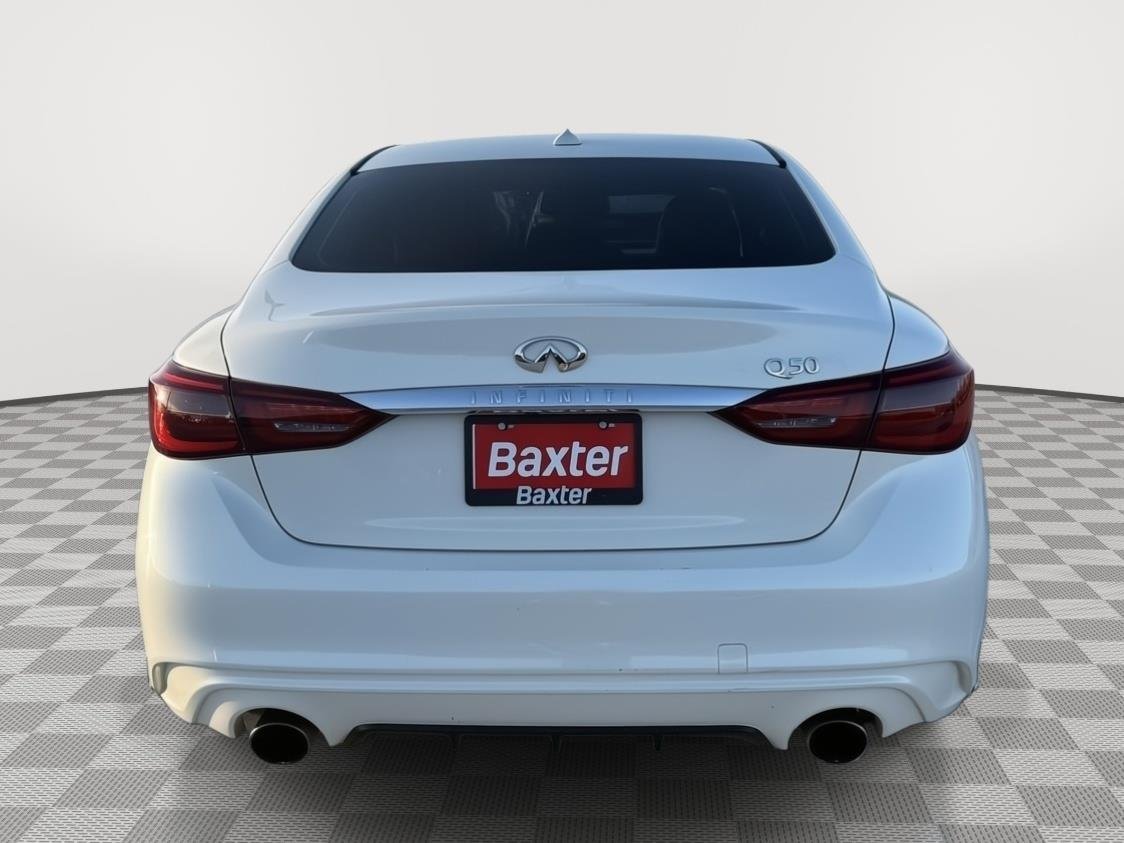 Used 2019 Majestic White INFINITI 3.0t LUXE image 4