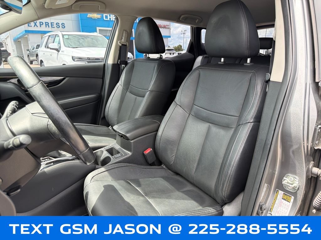 Used 2019 Gray Nissan SL image 41