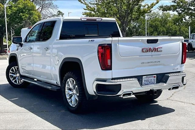 Used 2021 White Frost GMC SLT image 12