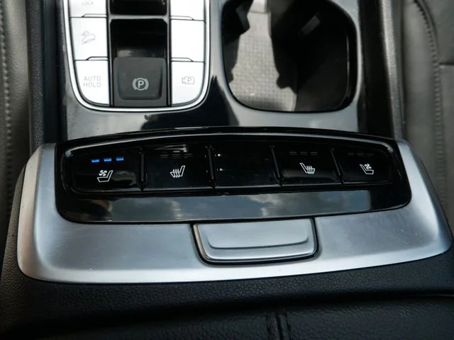 Used 2022 Quartz Hyundai SEL image 25