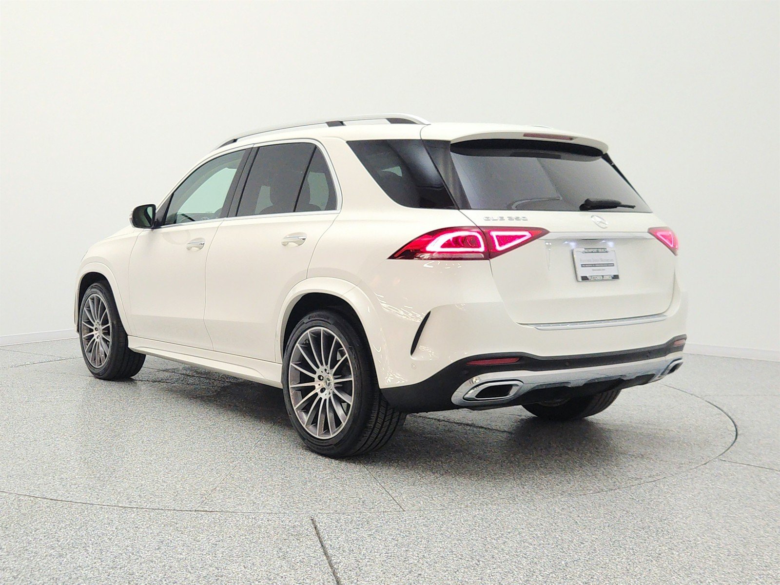 Used 2022 Diamond White Bright Mercedes-Benz GLE 350 SUV image 7