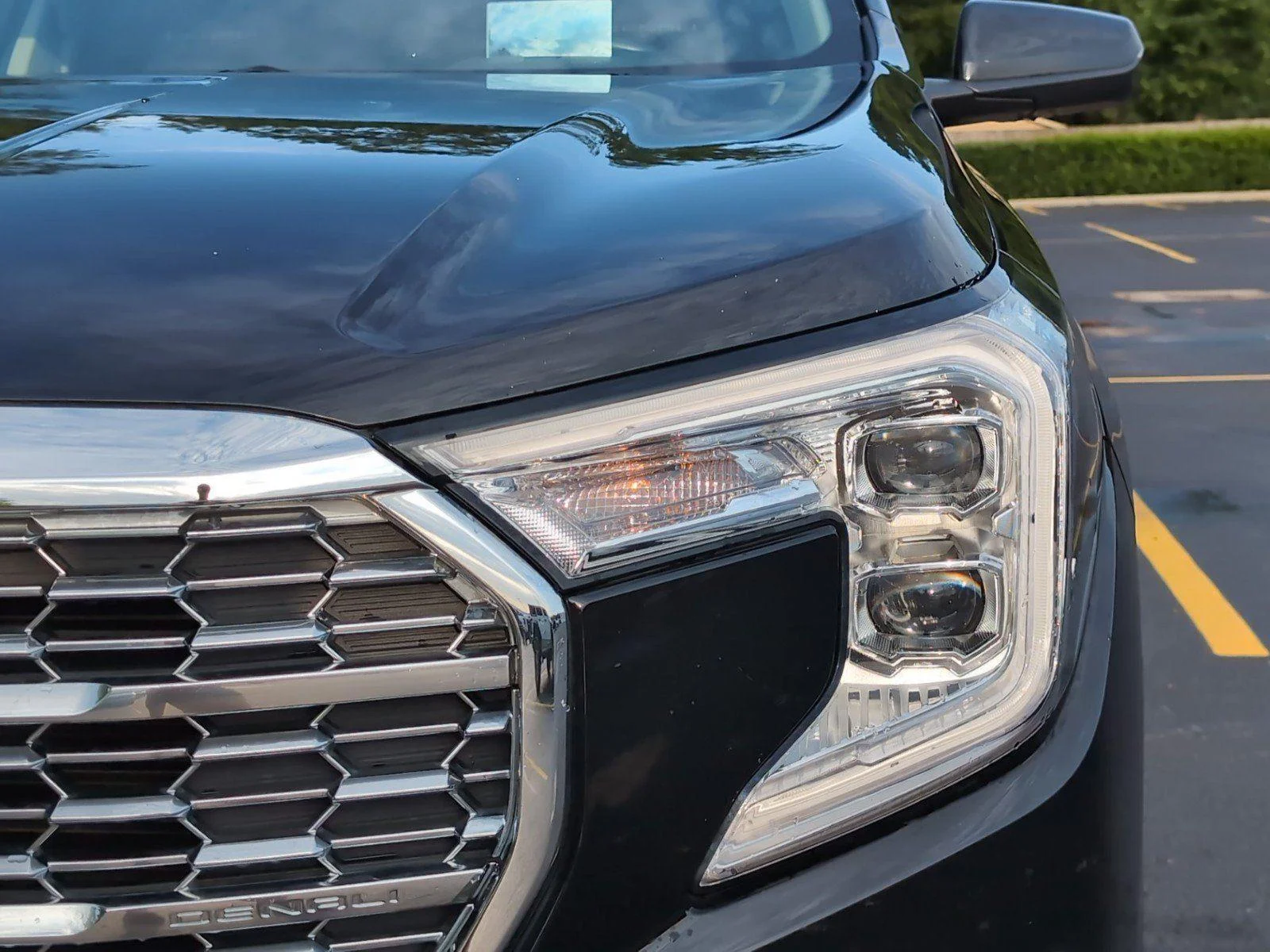 Used 2023 Ebony Twilight Metallic GMC Denali image 12