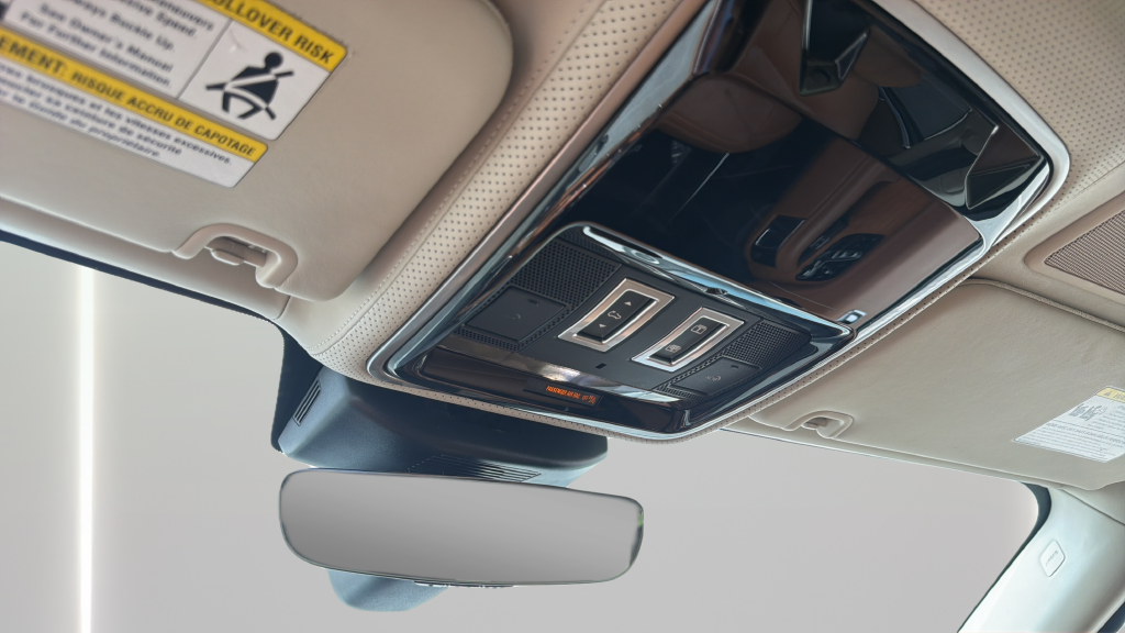 Used 2020 Fuji White Land Rover Autobiography image 34