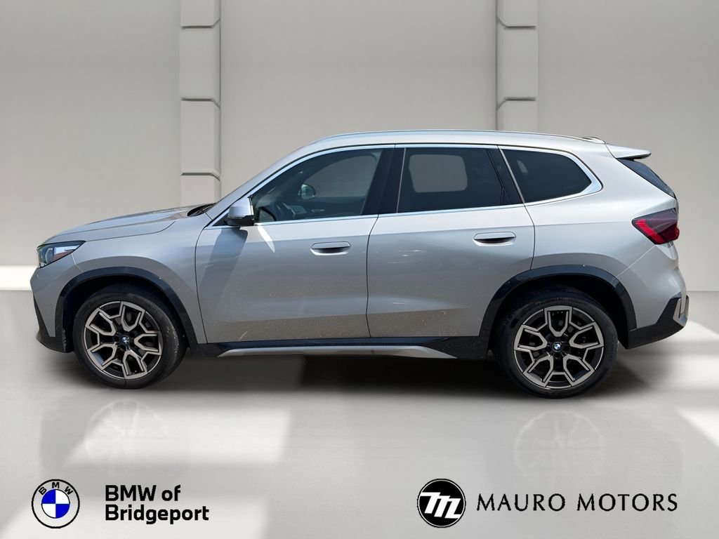 Used 2024 Silver BMW xDrive28i image 7