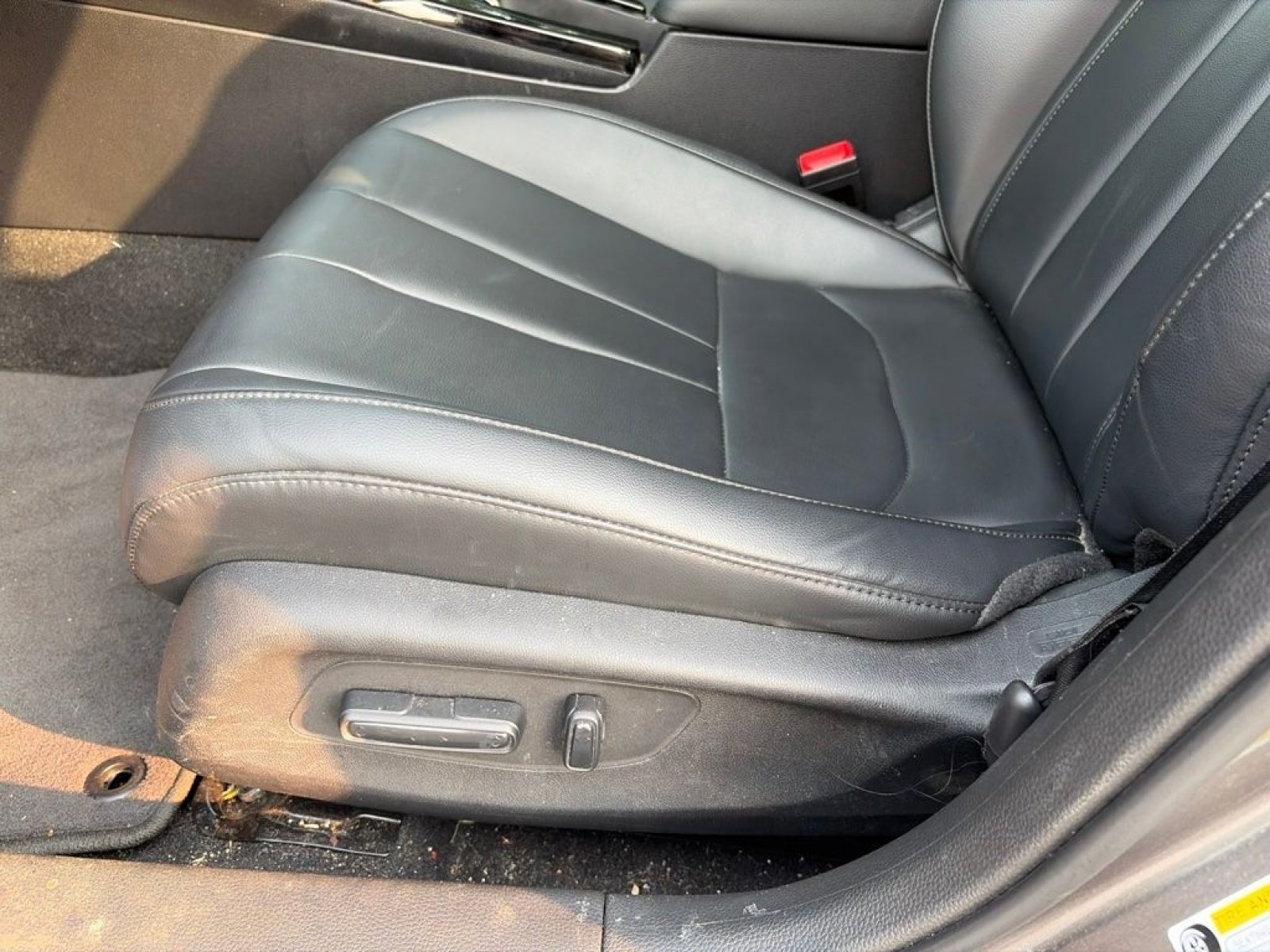 Used 2024 Liquid Carbon Metallic Acura Base image 12