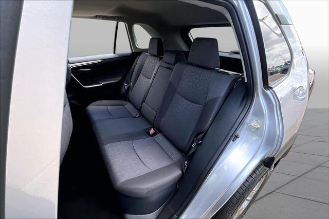 Certified Used 2022 SILVER SKY METALLIC Toyota  image 20