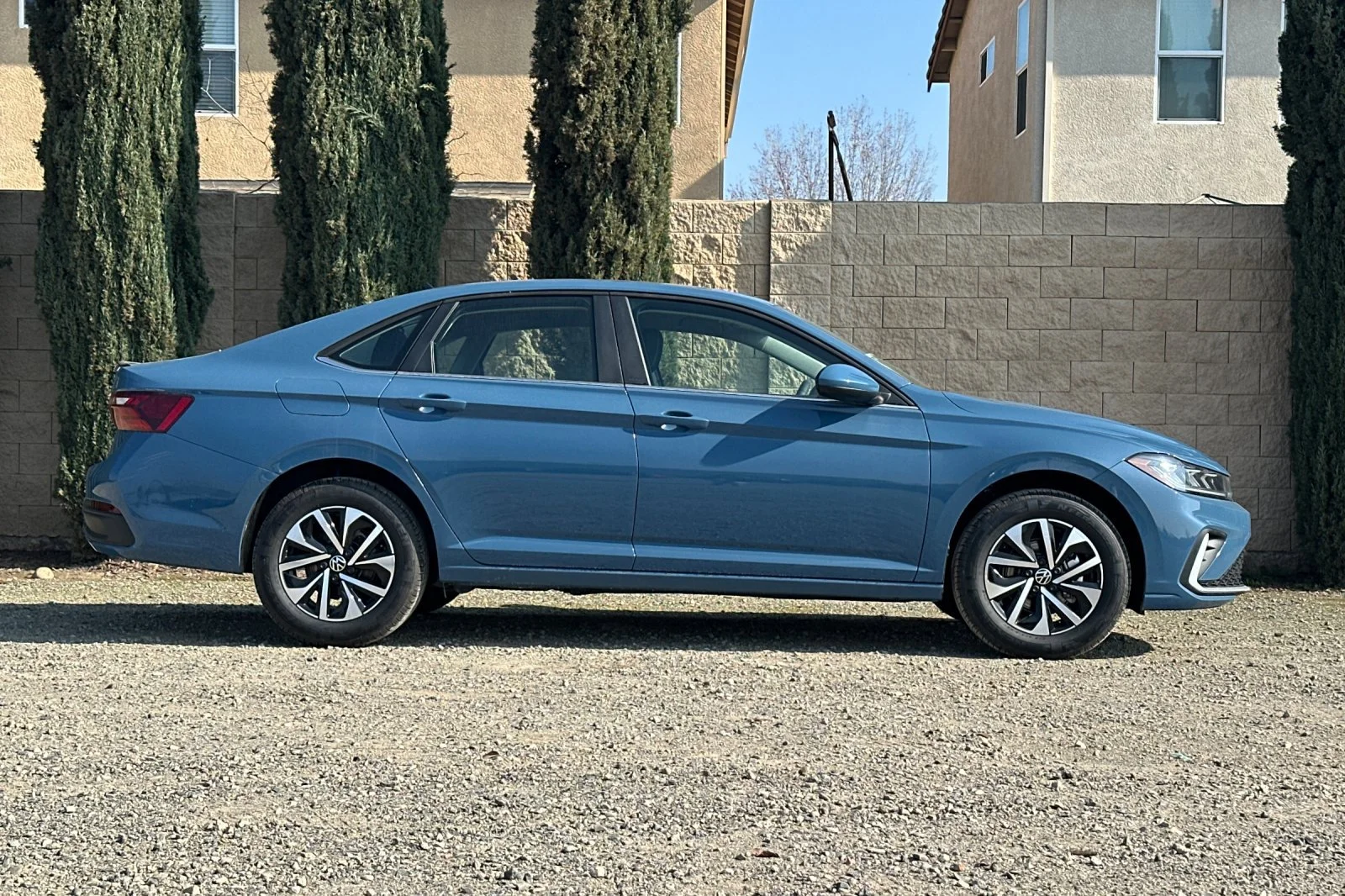 New 2026 Monterey Blue Pearl Volkswagen S image 3