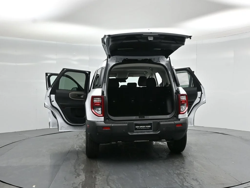 New 2026 Oxford White Ford Big Bend image 31