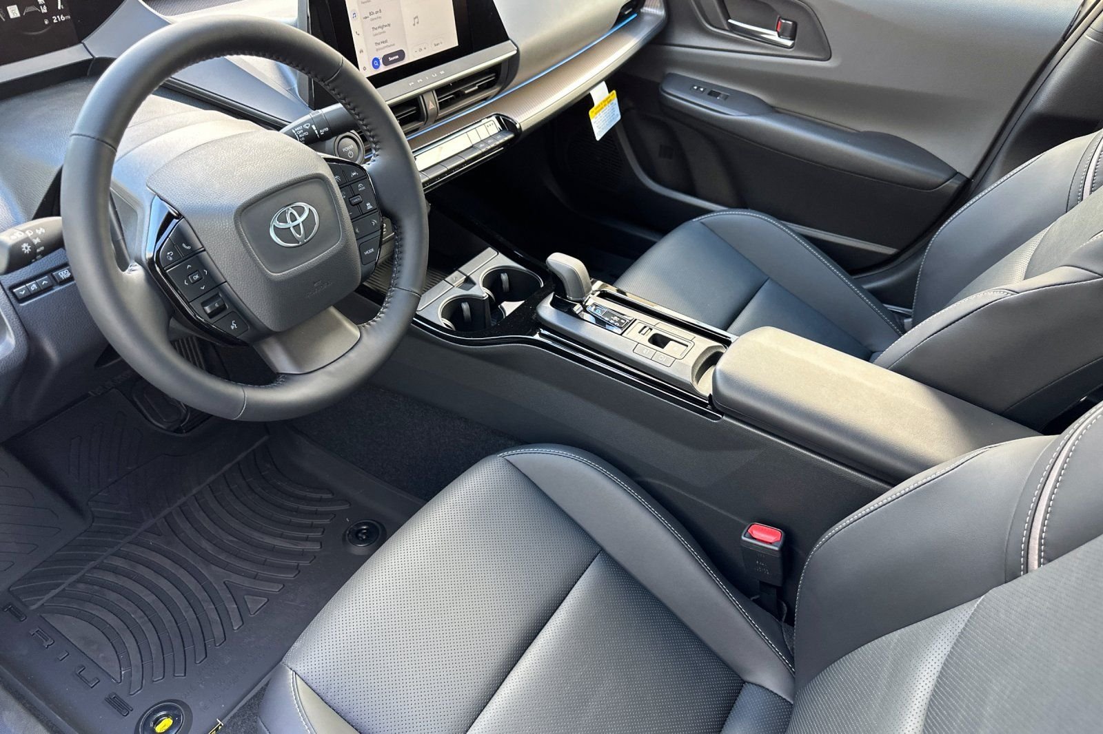New 2026 Cutting Edge Toyota XLE image 9