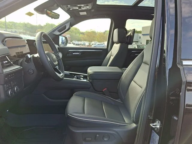 New 2026 Black Chevrolet Premier image 11