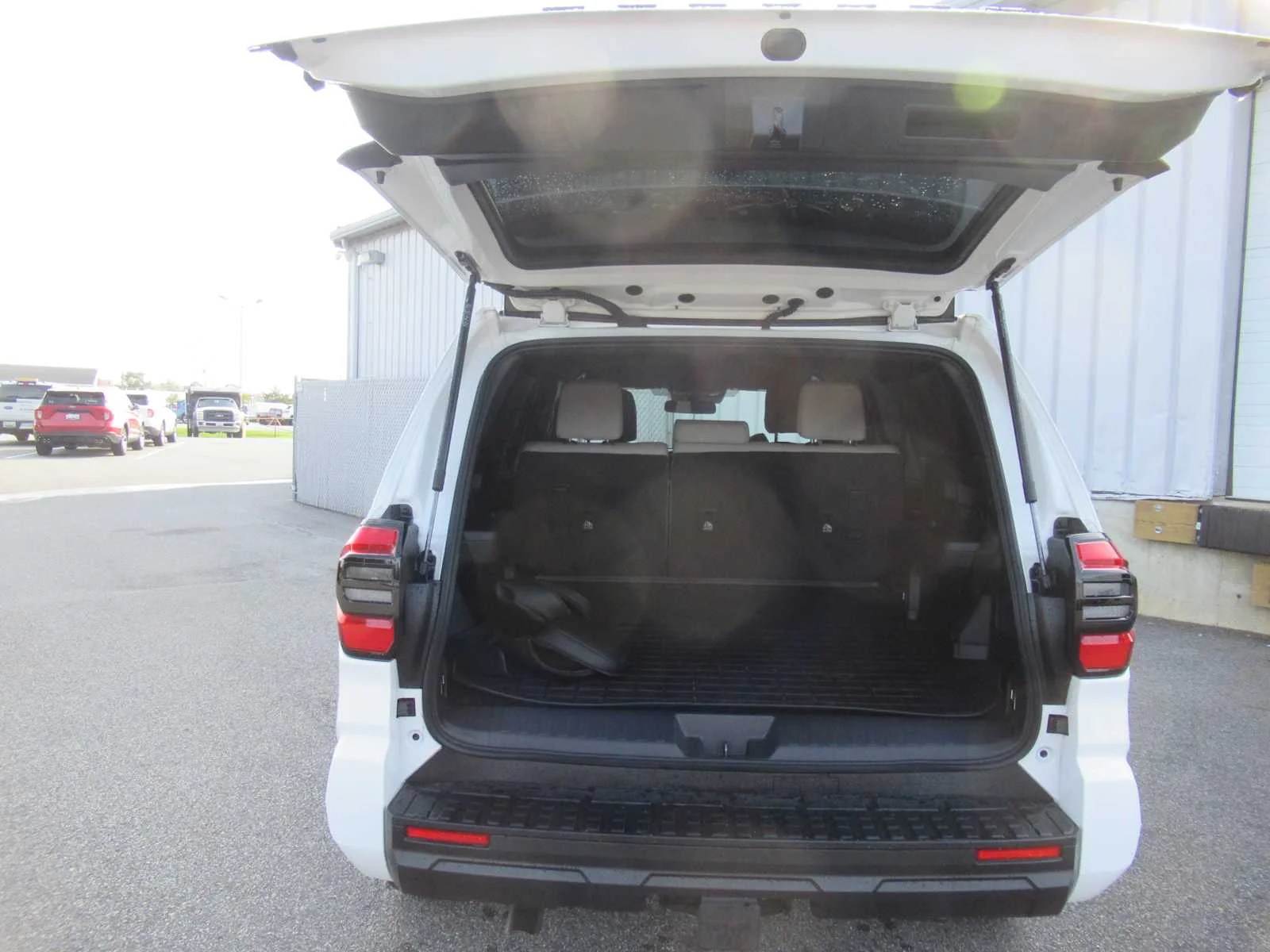 Used 2026 Ice Cap Toyota SR5 image 18