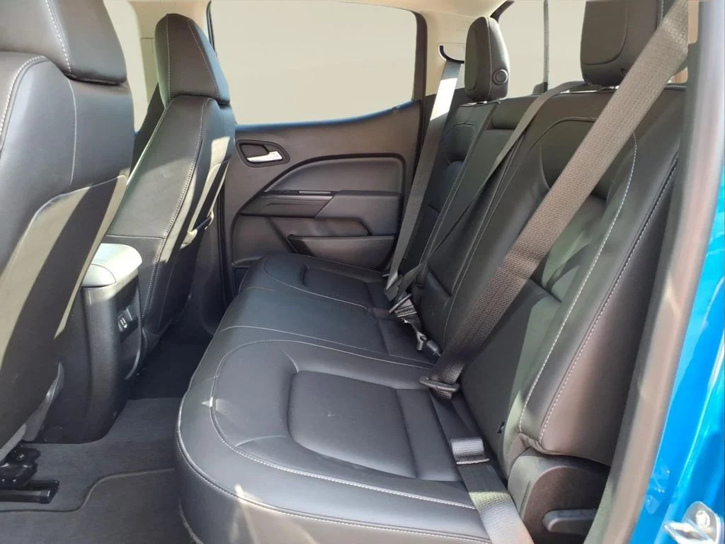 Used 2022 Blue Chevrolet Z71 image 20