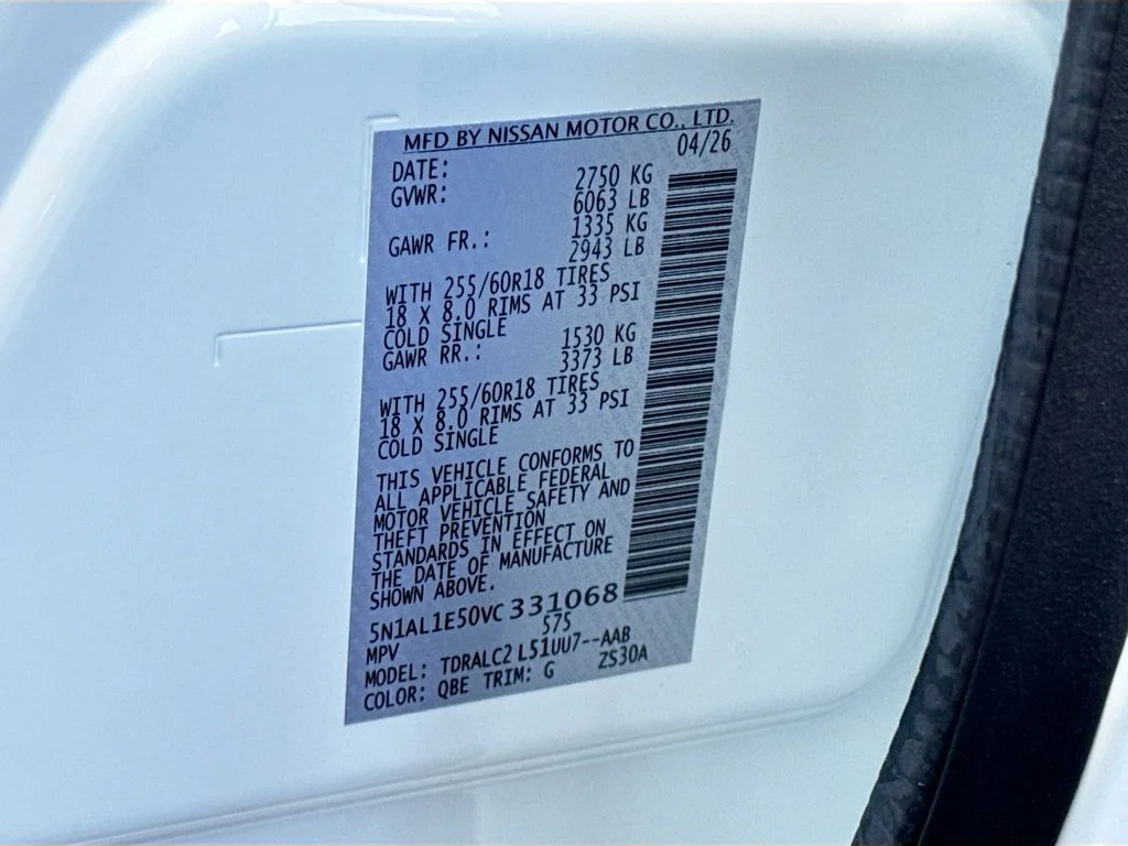 New 2027 RADIANT WHITE INFINITI Pure FWD image 34