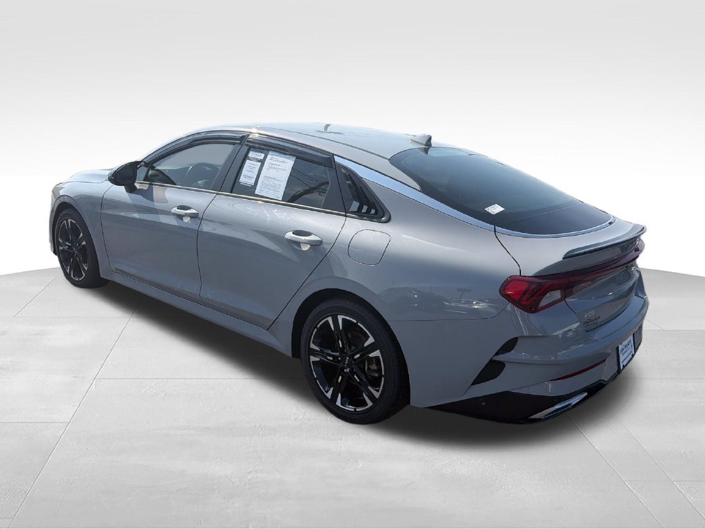 Used 2023 Gray Kia GT-Line image 3