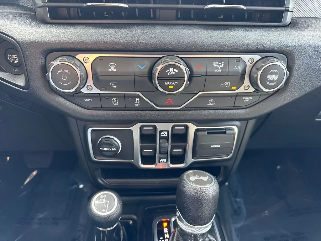 Used 2025 Gray Jeep Sport S image 20