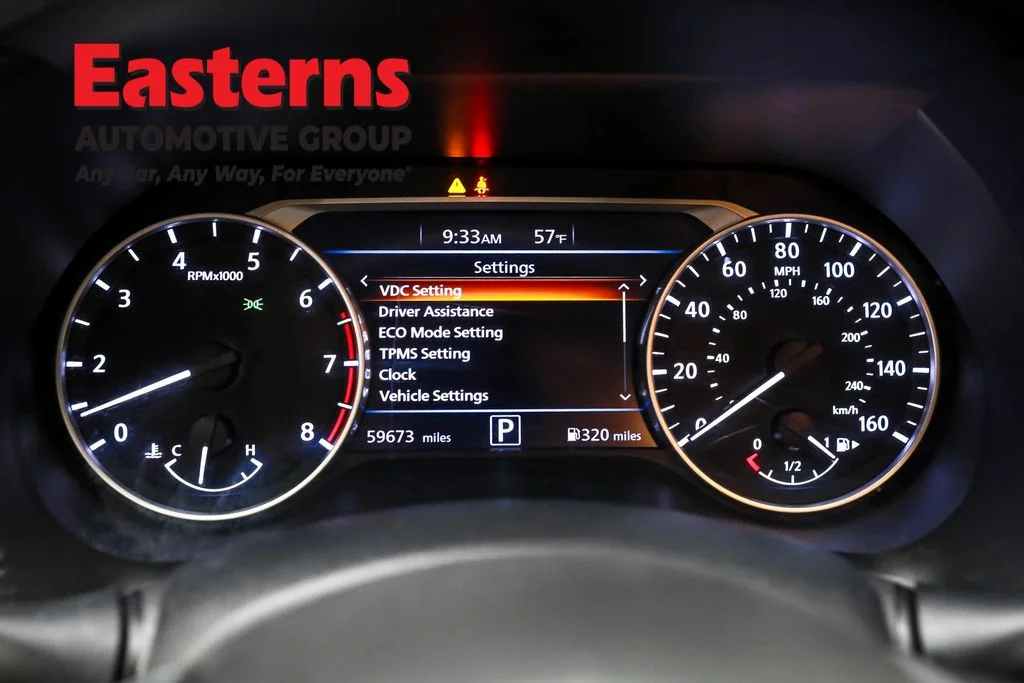 Used 2023 Gray Nissan SV image 18