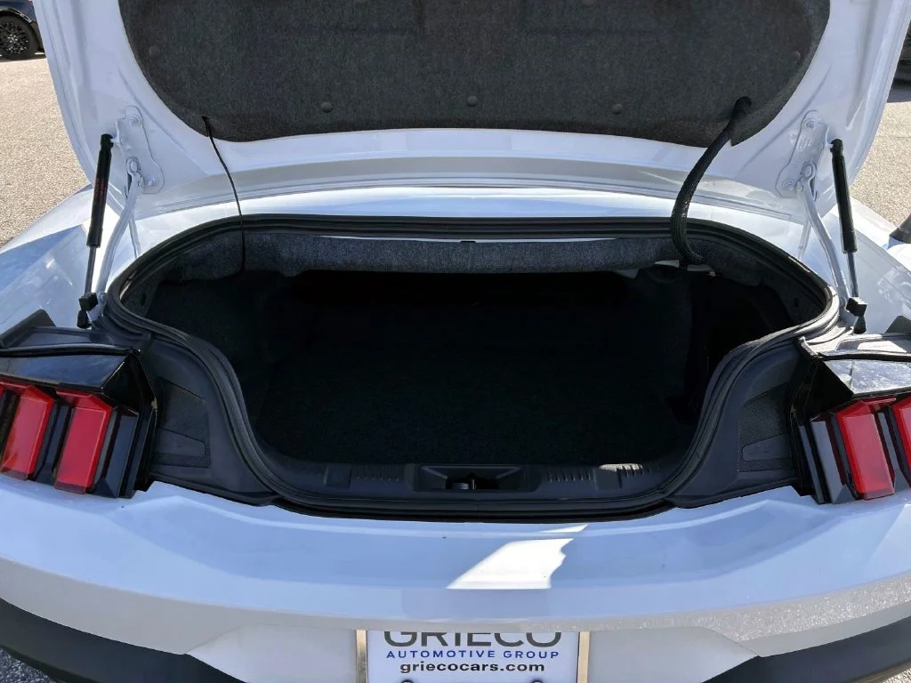 Used 2024 Oxford White Ford EcoBoost Premium image 11