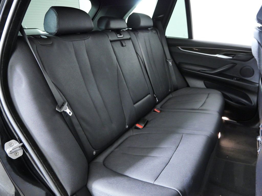 Used 2018 Black BMW xDrive35i image 24