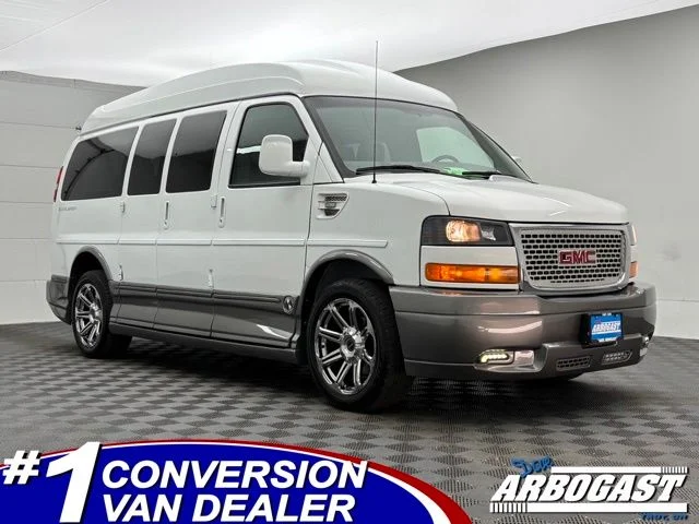 2015 GMC Conversion Van Explorer Limited SE