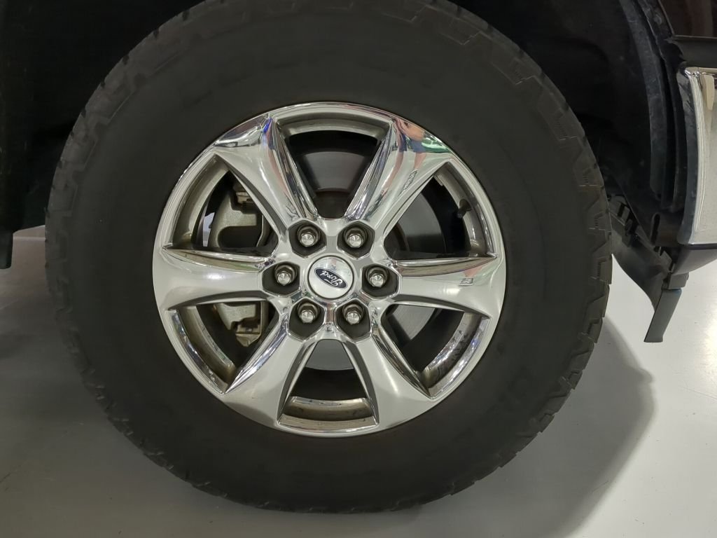 Used 2020 Red Ford XLT image 6