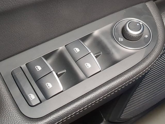 2025 Alfa Romeo Giulia Base - Photo 11
