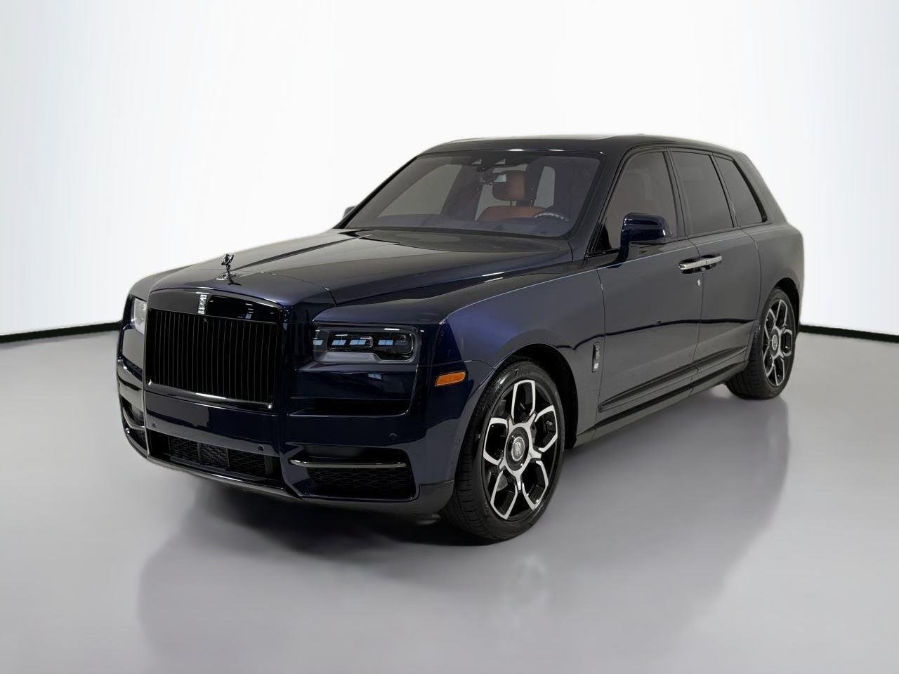 Used 2022 Midnight Blue Rolls-Royce Black Badge | Executive Rear Seating | Rear Entertainment image 10