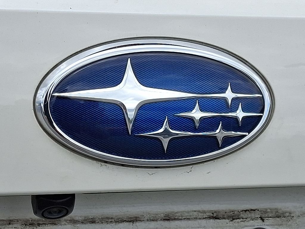 Used 2023 White Subaru Limited image 9